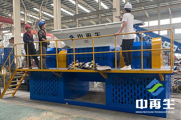 金屬撕碎機(jī)客戶案例