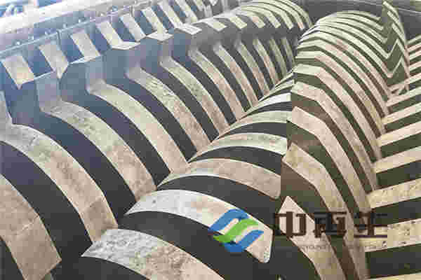 一臺新的撕碎機,它的刀片能用多久?